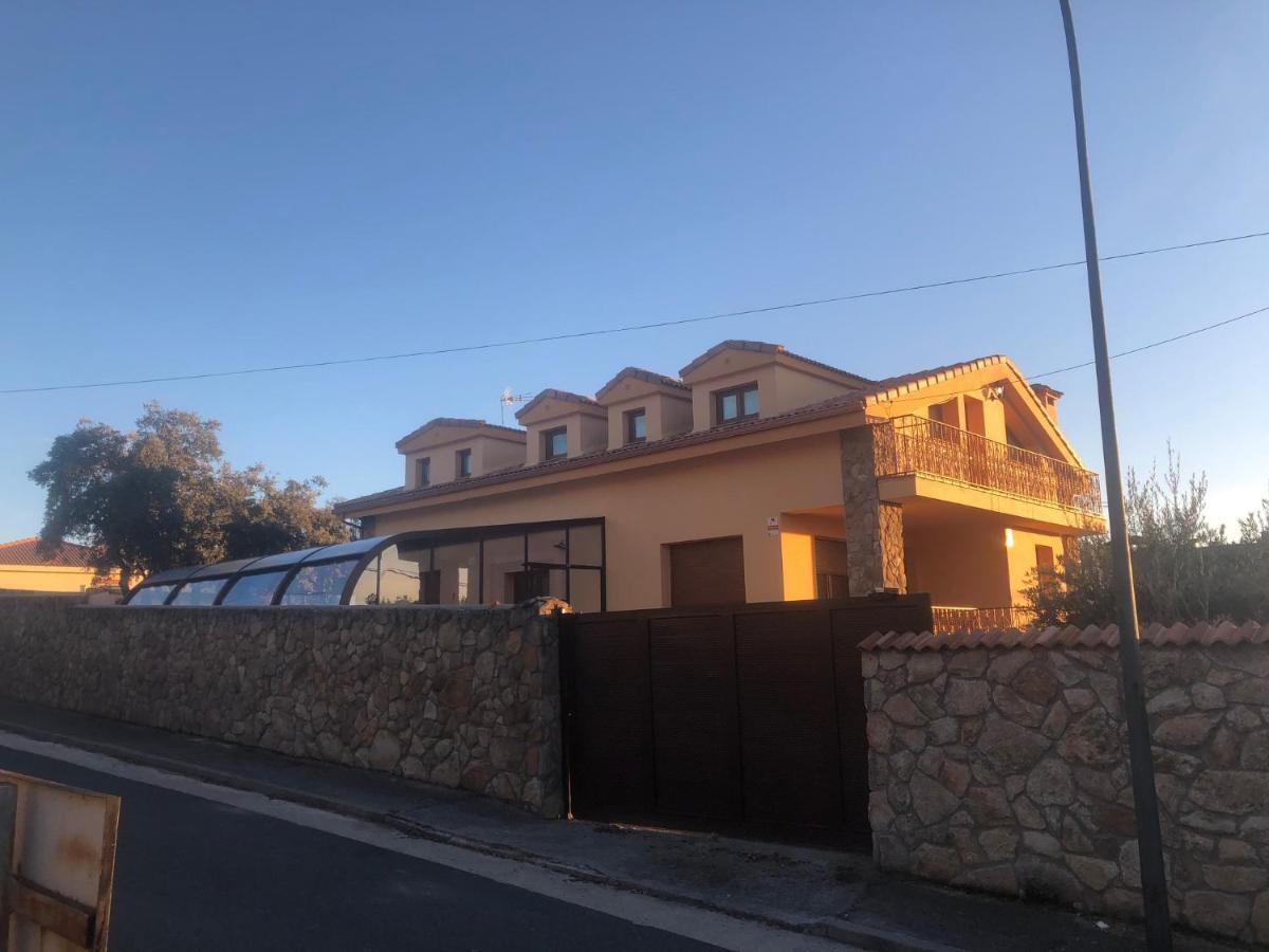Villa Encinas Piscina Climatizada Ituero y Lama Exterior foto